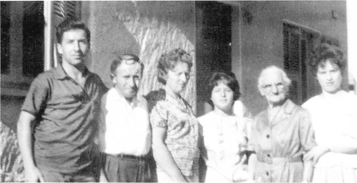 תמונה מעמוד 80