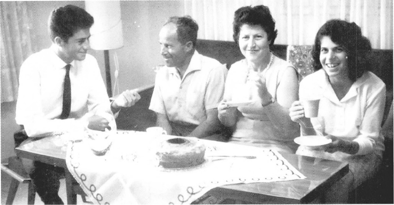 תמונה מעמוד 82